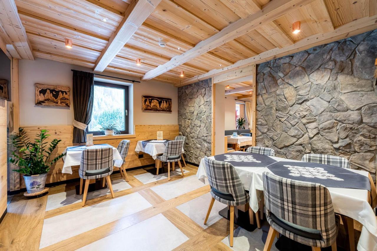 Garni Letizia Bed and Breakfast Campitello di Fassa Eksteriør billede